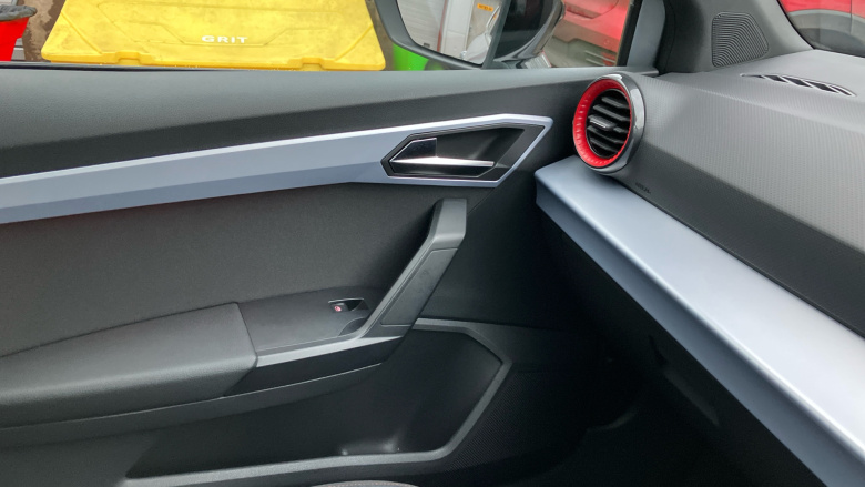 SEAT Arona 1.0 TSI 110 FR 5dr DSG Petrol Hatchback